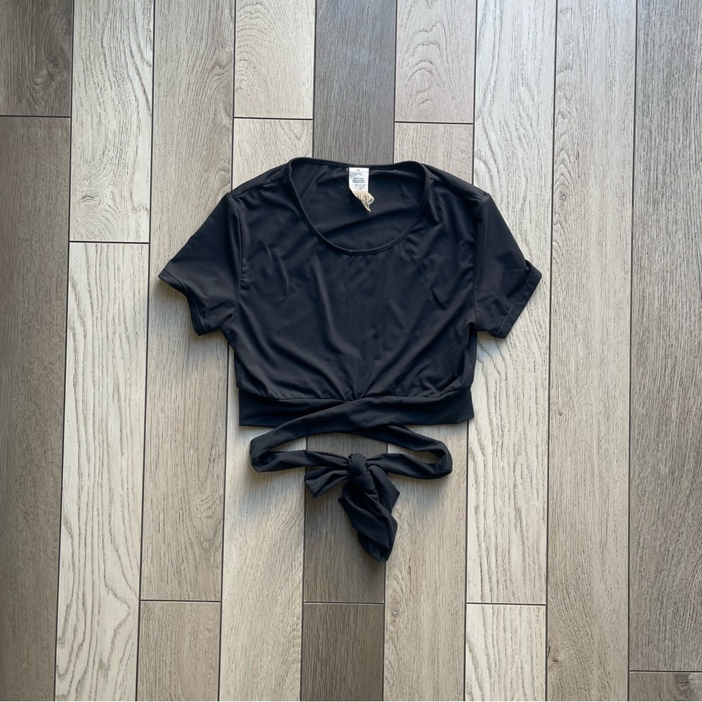 Alphalete Black Top